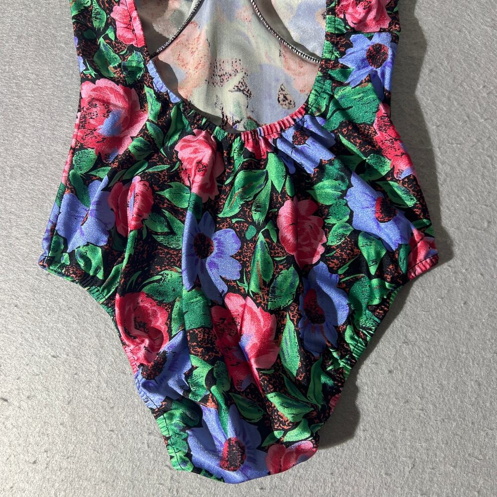 Vintage Women’s Floral One Piece Swimsuit Multicolor Built In Cups - Picture 10 of 10